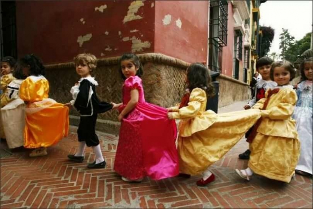 Дети в испании