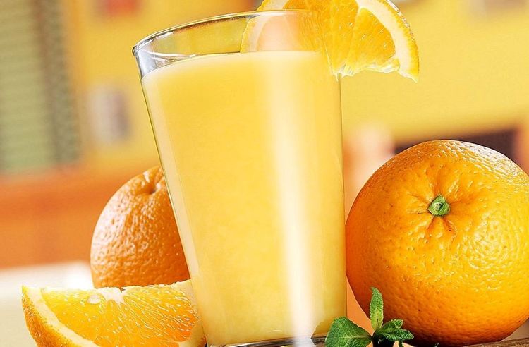 Какой напиток для печени. Любимый напиток для печени. Наранха напиток. Naranja бренд сок. Напитки на столе пастель.